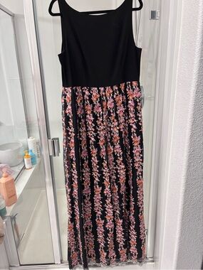 Adrianna Papell | Dresses | Adrianna Papell Nailhead Metallic Crinkle Pliss Midi  Dress | Poshmark